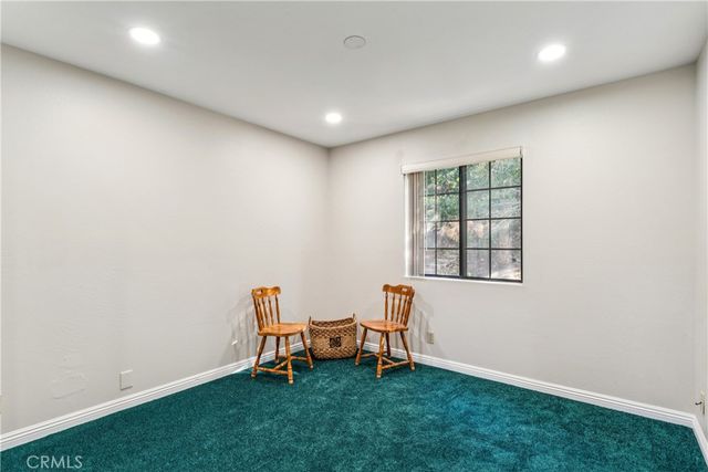 965 Sandalwood Drive, Lake Arrowhead, CA 92352