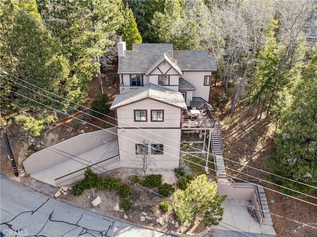 965 Sandalwood Drive, Lake Arrowhead, CA 92352