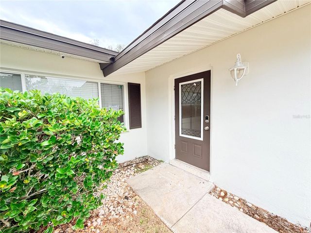 4866 HUNTINGTON STREET NE, St Petersburg, FL 33703