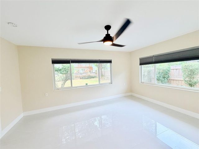 4866 HUNTINGTON STREET NE, St Petersburg, FL 33703