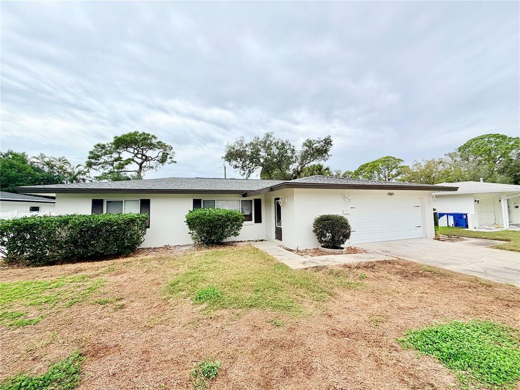 4866 HUNTINGTON STREET NE, St Petersburg, FL 33703