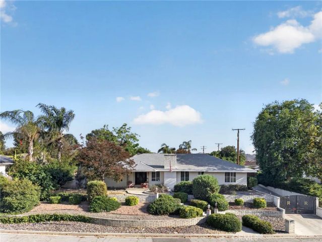 2859 Vista Way, Hemet, CA 92544