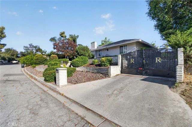 2859 Vista Way, Hemet, CA 92544