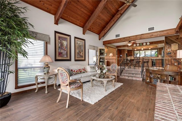 112 FIRST STREET, Tavares, FL 32778