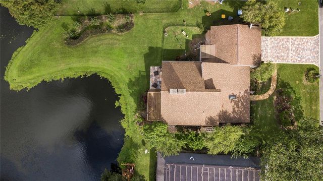 112 FIRST STREET, Tavares, FL 32778