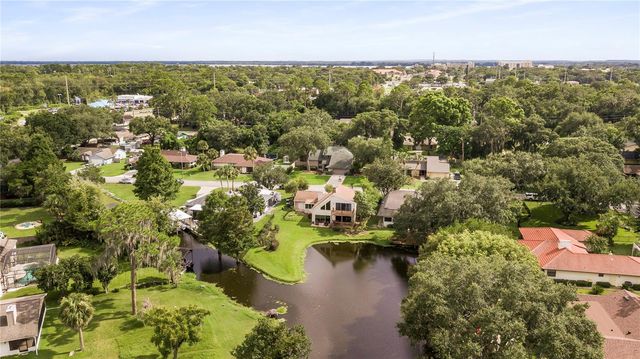 112 FIRST STREET, Tavares, FL 32778