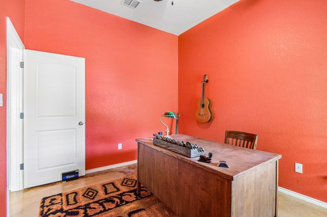 303 Quarter Horse LN, Fischer, TX 78623