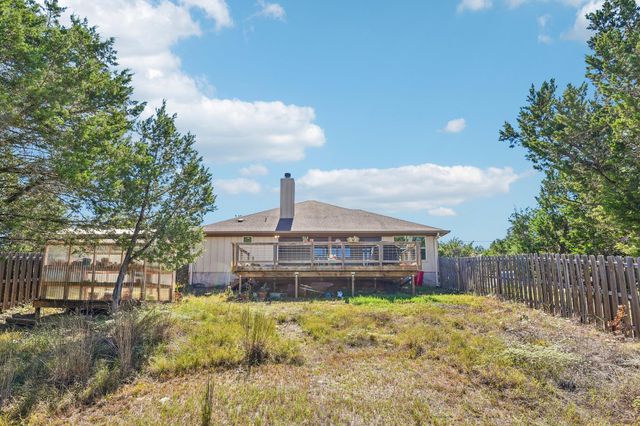 303 Quarter Horse LN, Fischer, TX 78623