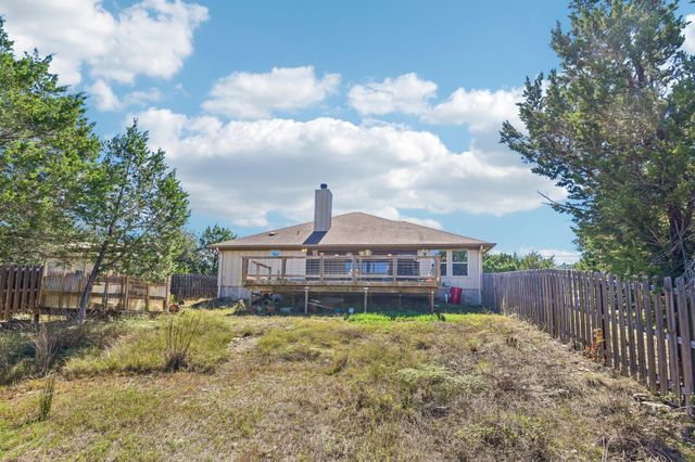 303 Quarter Horse LN, Fischer, TX 78623