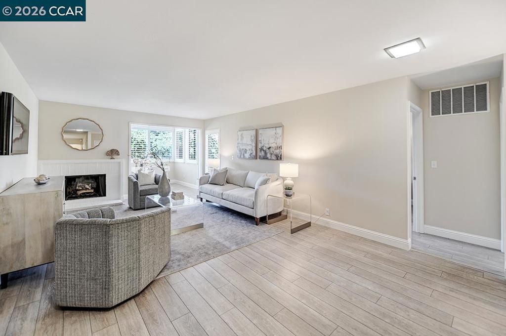 Image 25 of property listing at 2705 Saklan Indian Dr 4, Walnut Creek, CA 94595