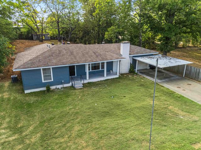 1711 Buccaneer Dr., Longview, TX 75604