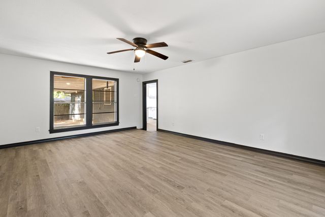 1711 Buccaneer Dr., Longview, TX 75604