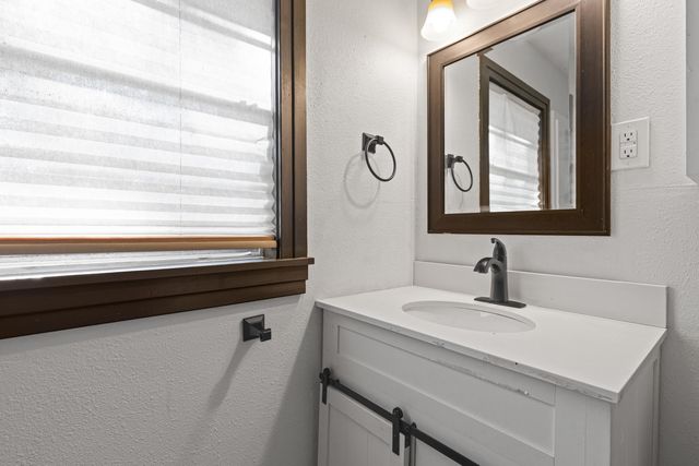 1711 Buccaneer Dr., Longview, TX 75604