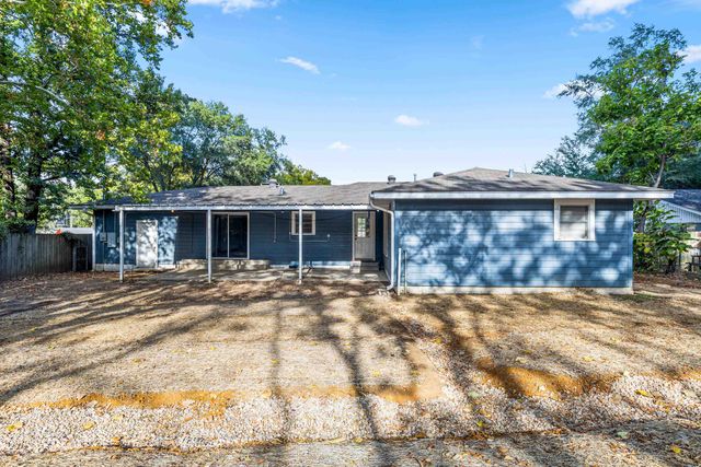 1711 Buccaneer Dr., Longview, TX 75604