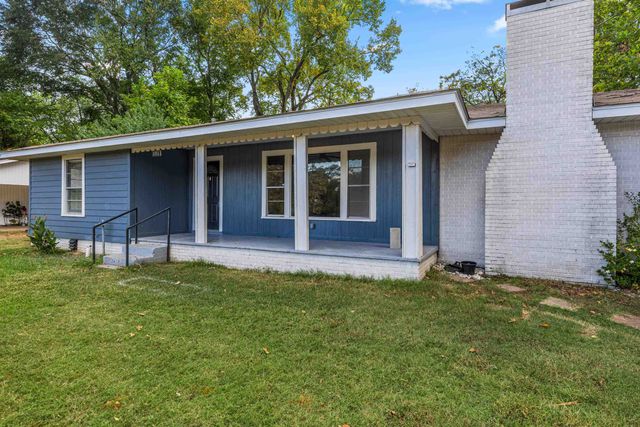 1711 Buccaneer Dr., Longview, TX 75604