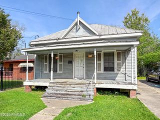702 NE Evangeline Thruway, Lafayette, LA 70501