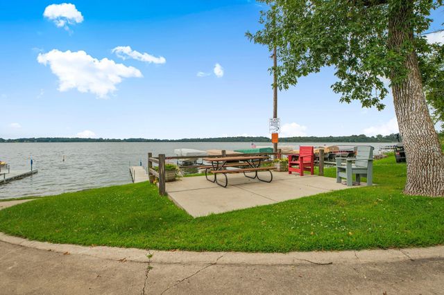 7870 Cottage Lane SW 19, Alexandria, MN 56308