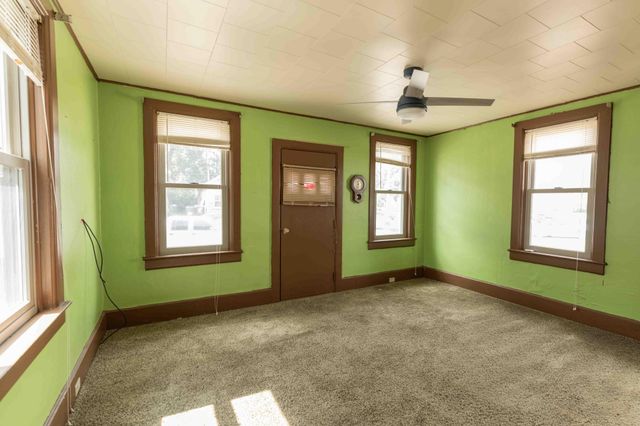 118 E Spring Street, Mankato, MN 56001