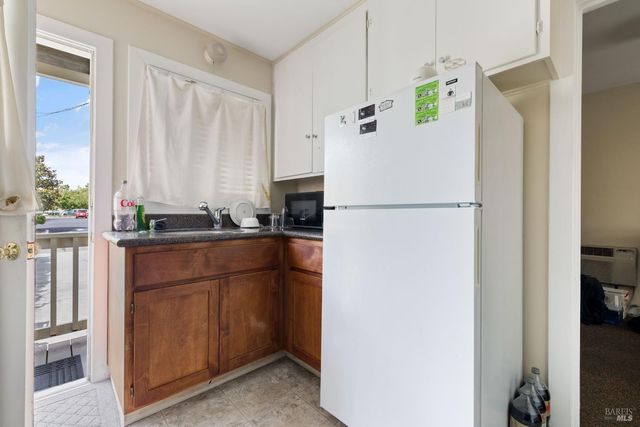 531 E Washington St, Petaluma, CA 94952