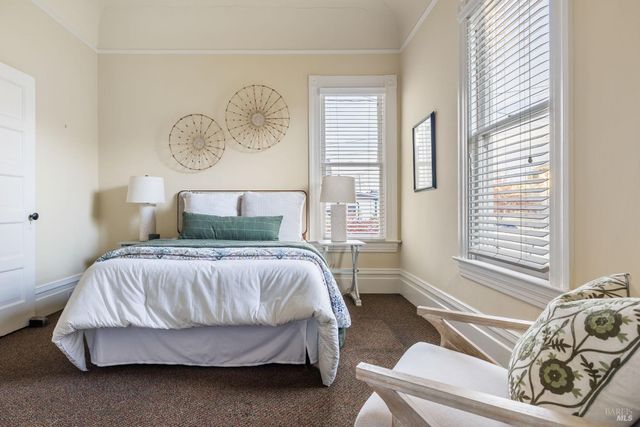 531 E Washington St, Petaluma, CA 94952