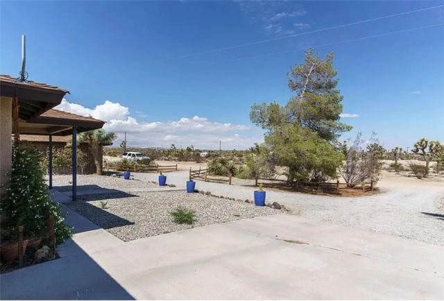 58235 Sun Via Drive, Yucca Valley, CA 92284