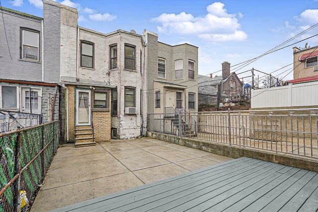 715 45th Street, New York City, NY 11220