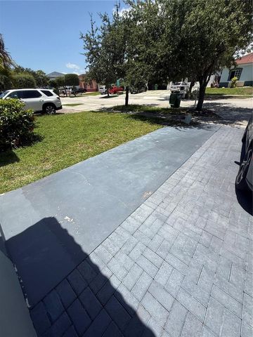 22581 SW 103rd Court, Cutler Bay, FL 33190