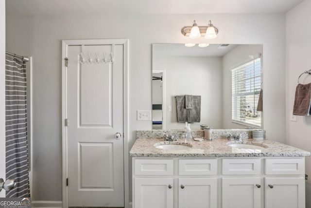 625 Clark Lake Estates Drive, Grayson, GA 30017