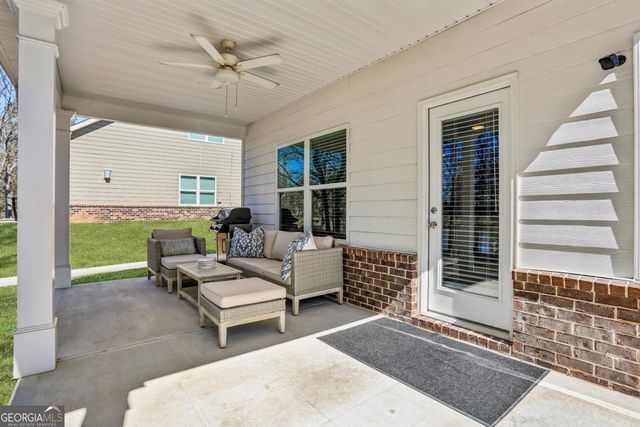 625 Clark Lake Estates Drive, Grayson, GA 30017