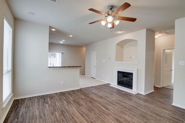 10860 Hawks Landing Road, Fort Worth, TX 76052