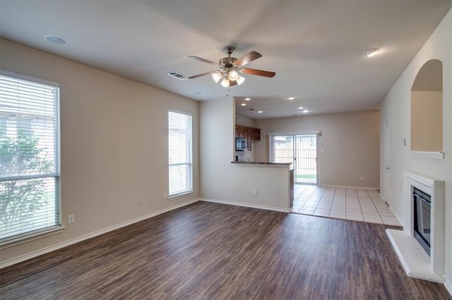 10860 Hawks Landing Road, Fort Worth, TX 76052