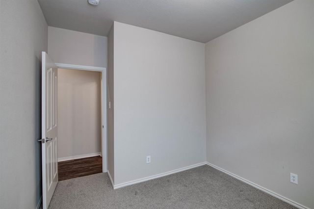 10860 Hawks Landing Road, Fort Worth, TX 76052