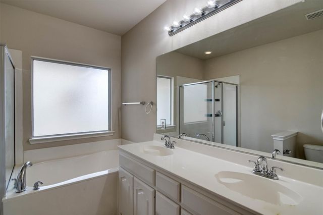 10860 Hawks Landing Road, Fort Worth, TX 76052