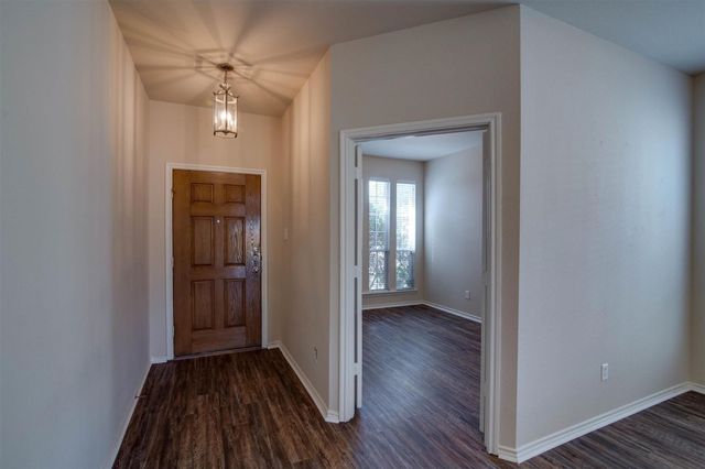 10860 Hawks Landing Road, Fort Worth, TX 76052