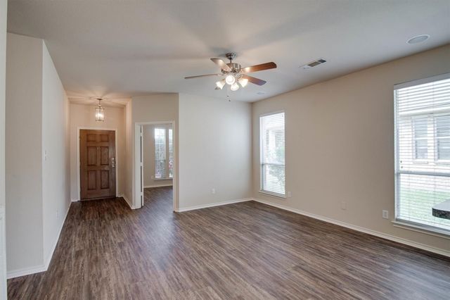 10860 Hawks Landing Road, Fort Worth, TX 76052