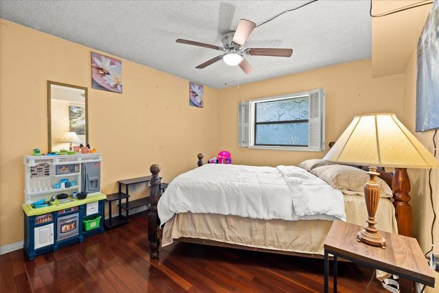 6755 W Broward Boulevard, Plantation, FL 33317