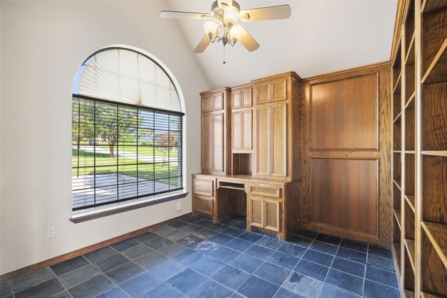 11836 Seashell Circle, Montgomery, TX 77356