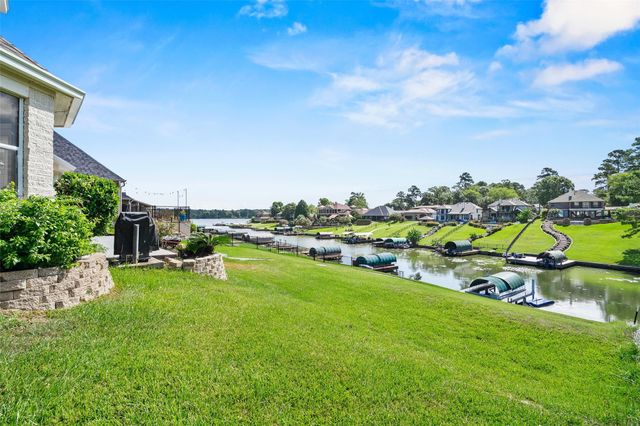 11836 Seashell Circle, Montgomery, TX 77356