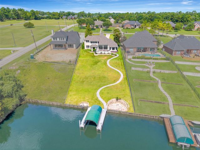 11836 Seashell Circle, Montgomery, TX 77356