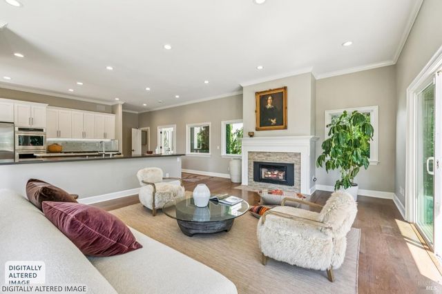 5 Heatherstone Ln, San Rafael, CA 94903