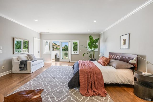 5 Heatherstone Ln, San Rafael, CA 94903