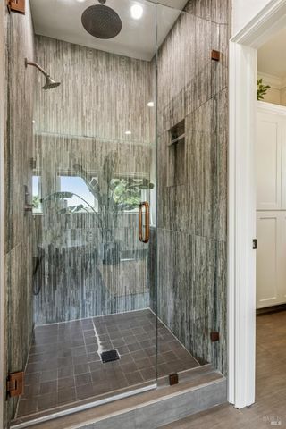 5 Heatherstone Ln, San Rafael, CA 94903