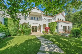 5 Heatherstone Ln, San Rafael, CA 94903