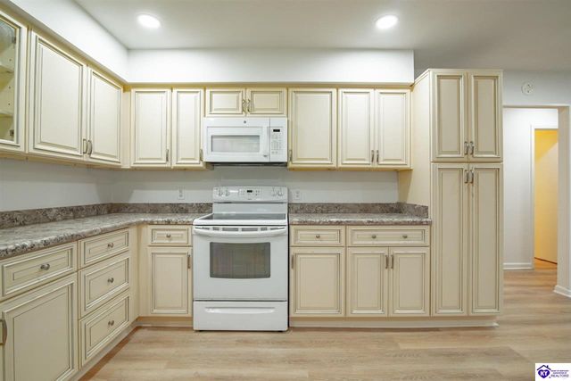 149 NW Barbara Circle, Elizabethtown, KY 40175