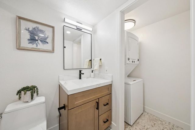 19417 Vineyard Lane, Saratoga, CA 95070