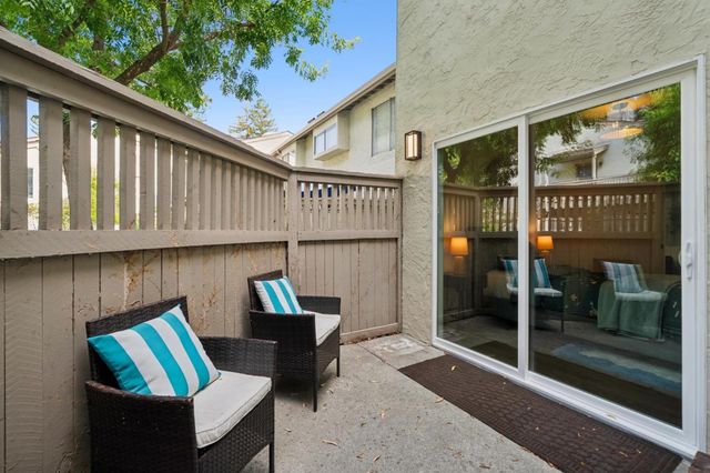 19417 Vineyard Lane, Saratoga, CA 95070