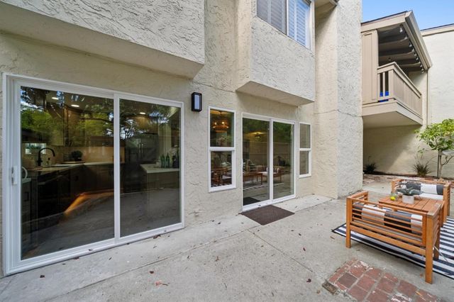 19417 Vineyard Lane, Saratoga, CA 95070