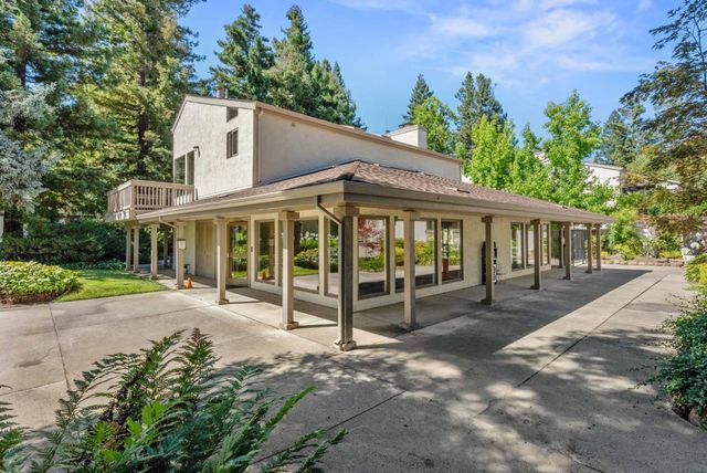19417 Vineyard Lane, Saratoga, CA 95070