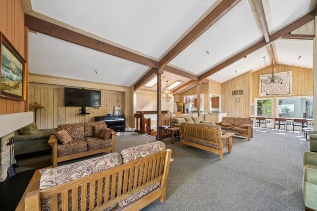 19417 Vineyard Lane, Saratoga, CA 95070