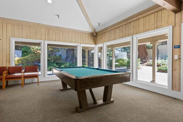 19417 Vineyard Lane, Saratoga, CA 95070